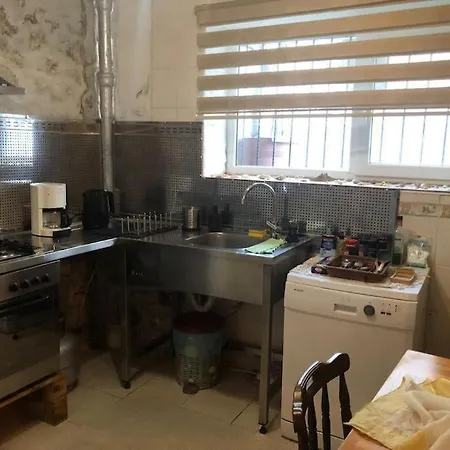 Ozzy Homes אנטליה